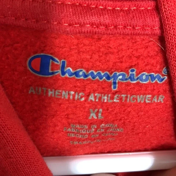Red champion hoodie - Picture 2 of 3